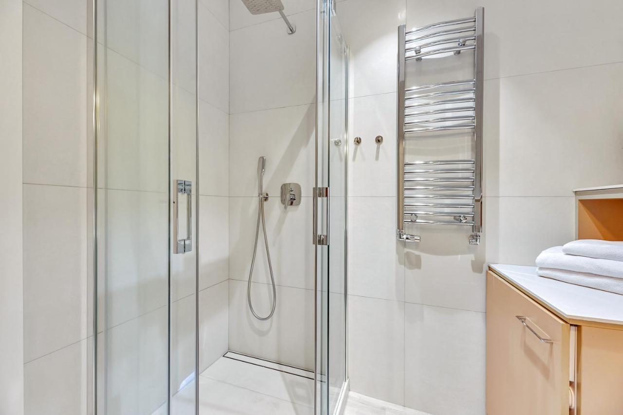 Staywin Prime Apartments Chmielna 格但斯克 外观 照片
