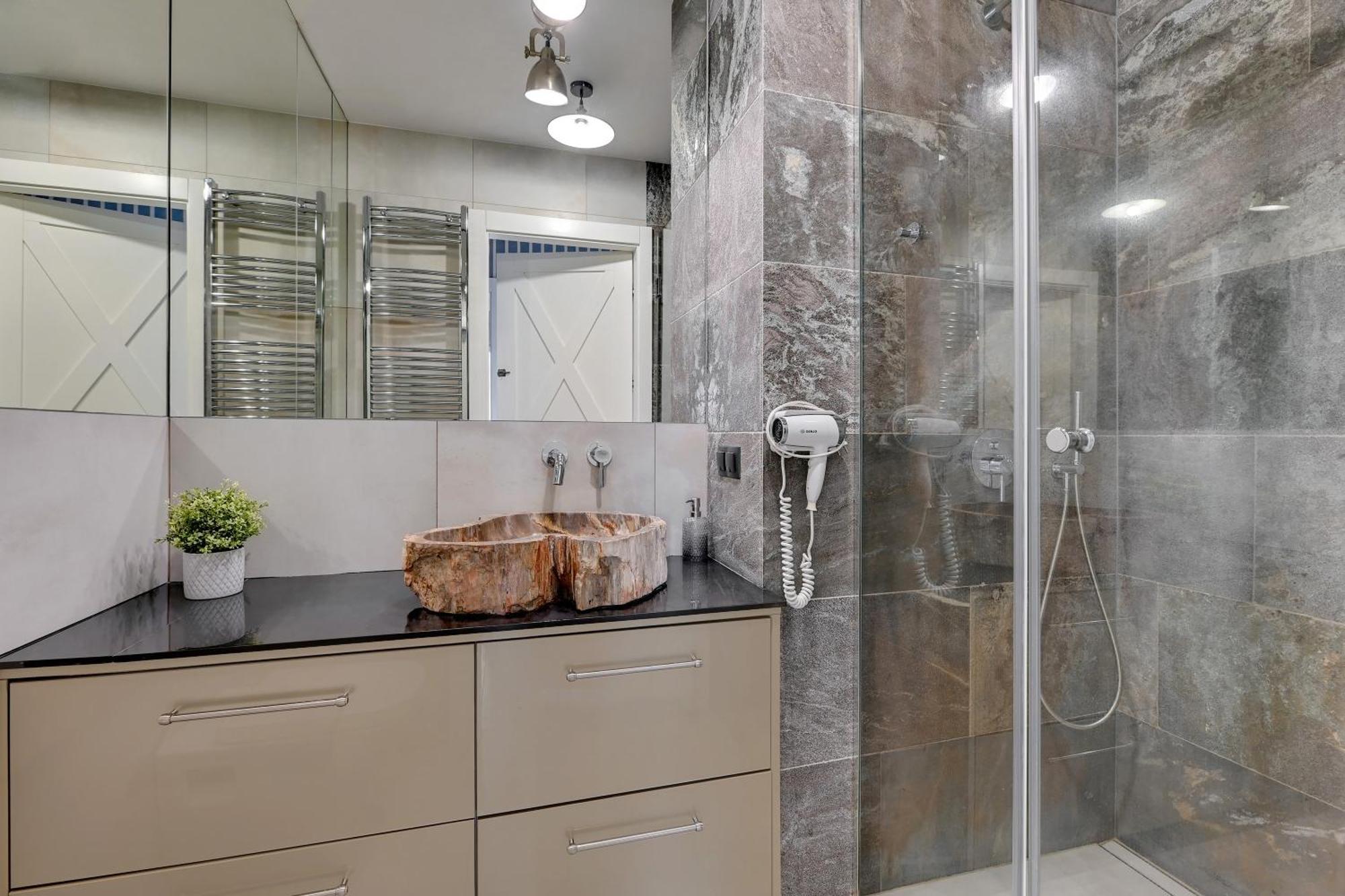 Staywin Prime Apartments Chmielna 格但斯克 外观 照片