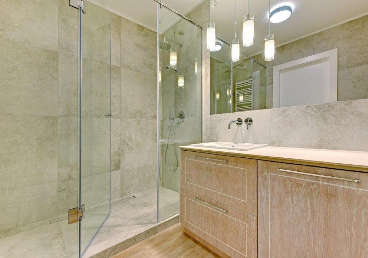 Staywin Prime Apartments Chmielna 格但斯克 客房 照片